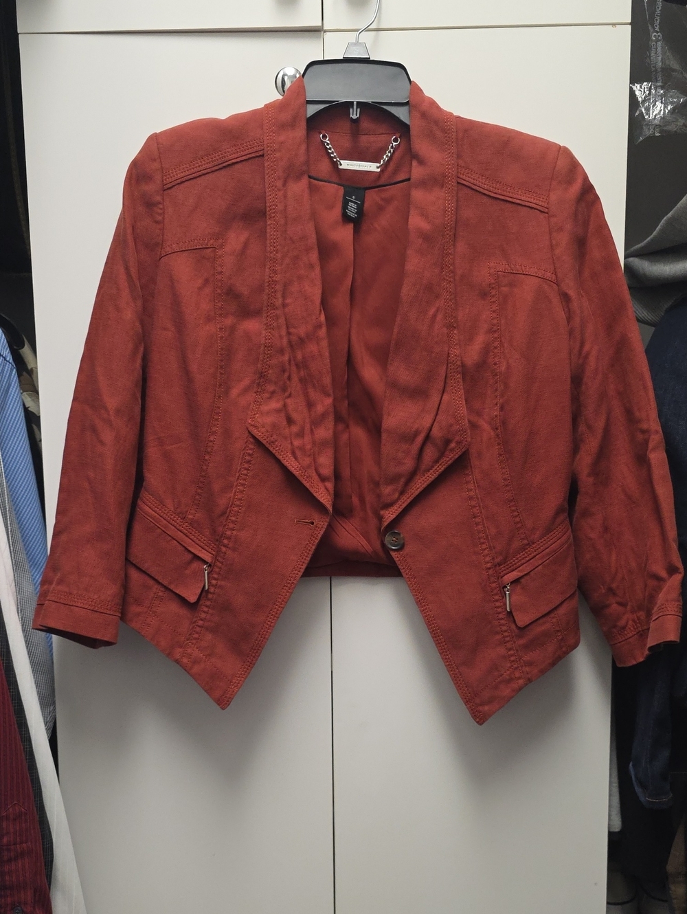 WHITE HOUSE/BLACK MARKET DARK RED 3/4 SLEEVE CROPPED BLAZER JACKET